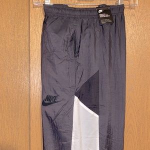 Nike sportswear classic woven pants